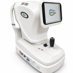 do IA Todo Imágenes Shopping Videos Más autorefractometro Un autorefractómetro es una máquina computarizada que los optometristas y oftalmólogos usan para medir de forma automática y rápida la graduación de tus ojos. Este aparato evalúa cómo enfoca la luz tu sistema visual y calcula en pocos segundos si tienes problemas de la vista. Área Oftalmológica Avanzada +3 Qué es el autorefractómetro? - Opticlinic ➰El autorefractómetro es una máquina que se utiliza en ... ¿Para qué sirve? Este dispositivo sirve principalmente para detectar los siguientes problemas visuales o errores refractivos: atm.cl +4 Miopía: Dificultad para ver bien los objetos lejanos. Hipermetropía: Dificultad para ver claramente los objetos cercanos. Astigmatismo: Visión borrosa a cualquier distancia por una imperfección en la curvatura del ojo. atm.cl +3 ¿Cómo funciona el examen? El proceso de la autorefractometría ocular es completamente indoloro, no invade el ojo y toma apenas unos minutos: Clínica de Ojos Opeluce +2 Acomodación: Te sientas frente al equipo y apoyas la barbilla y la frente en unos soportes. YouTube ·U-M Kellogg Eye Center in Ann Arbor Fijación: Miras hacia el interior de la máquina, donde verás una imagen (por lo general, una casa pequeña o un globo aerostático al final de un camino). La imagen se volverá borrosa y se aclarará por momentos. YouTube ·U-M Kellogg Eye Center in Ann Arbor +2 Medición: El aparato proyecta un rayo de luz infrarroja muy suave dentro de tu ojo. La luz rebota en el fondo de tu retina y regresa al sensor de la máquina. El sistema analiza los cambios en esa luz y calcula tu receta aproximada. OPTIUSA +2 Resultados: El equipo imprime un papel pequeño con números que representan los valores de Esfera (SPH), Cilindro (CYL) y Eje. atm.cl +1 Un punto clave sobre este aparato Es muy importante saber que el resultado del autorefractómetro no sustituye la receta final de tus lentes. Esta máquina le da al doctor una graduación objetiva y de referencia. Después de usarla, el especialista siempre afinará el resultado de forma manual haciéndote probar diferentes lentes en un examen visual completo (preguntándote si ves mejor con la opción 1 o la opción 2) para asegurar tu comodidad. Clínica de Ojos Opeluce +1 Si estás buscando información sobre este equipo, cuéntame: ¿te vas a hacer un examen de la vista pronto y quieres saber qué esperar, o estás buscando comprar un equipo médico para un consultorio u óptica? Este contenido solo tiene fines informativos. Para obtener asesoramiento o diagnósticos médicos, consulta a un profesional. Las respuestas de la IA pueden incluir errores. Más información 17 sitios Autorefractómetro Oftalmológico: ¿Qué es y para qué sirve? 13 feb 2026 — La autorefractometría ocular es el procedimiento mediante el cual se evalúa de forma automática cómo el ojo enfoca la luz. A travé... Clínica de Ojos Opeluce ¿Qué es un Autorefractómetro Oftalmológico? | ATM Academy 14 may 2025 — Un autorefractómetro es un dispositivo médico utilizado en oftalmología y optometría. Su función principal es medir los errores de... atm.cl Autorefractometría C/S Ciclo | Instituto de Oftalmología Dr.David Bitrán La autorefractometría es un examen diagnóstico que permite medir de forma rápida y precisa el error refractivo del ojo, es decir, ... Instituto de Oftalmología Dr David Bitrán Mostrar todo que es segun tu, para que la web lo identifique y lo posicione mejor Para que los buscadores como Google entiendan a la perfección qué es un autorefractómetro y posicionen tu contenido en los primeros lugares, debes definirlo pensando en lo que el usuario busca (intención de búsqueda) y en la claridad que exigen los algoritmos de SEO. En términos de posicionamiento web, un autorefractómetro se define como un equipo biomédico de diagnóstico oftalmológico computarizado utilizado para medir de forma automatizada los errores de refracción del ojo. 🔑 Palabras clave esenciales para SEO (Keywords) Para que la web identifique y posicione tu página, debes incluir estos términos clave dentro de tu texto, títulos y etiquetas: Principales: Autorefractómetro, autorefractómetro óptico, examen de autorefractometría. De intención de compra/comercial: Comprar autorefractómetro, precio de autorefractómetro, equipo de optometría, proveedores de equipos oftalmológicos. De intención informativa: Qué es la autorefractometría, cómo funciona un autorefractómetro, valores de un autorefractómetro. 🎯 Estructura de contenido optimizada para Google Si vas a redactar un artículo o una ficha de producto, los motores de búsqueda aman las estructuras claras. Utiliza este esquema de encabezados (H2 y H3): H2: ¿Qué es un autorefractómetro y cuál es su función en optometría? Tip de SEO: Define el aparato en el primer párrafo usando la palabra clave principal de forma natural. Explica que mide la miopía, hipermetropía y astigmatismo. H2: ¿Cómo funciona el examen de autorefractometría ocular? Tip de SEO: Usa listas con viñetas para explicar el proceso (barbilla en el soporte, enfoque de la imagen, rayo infrarrojo). A Google le encantan las listas porque responden rápido a los usuarios. H2: ¿Cómo leer los resultados y valores de un autorefractómetro? Tip de SEO: Explica brevemente qué significan siglas como SPH (esfera), CYL (cilindro) y AXIS (eje). Esto atrae mucho tráfico de personas que ya se hicieron el examen y buscan respuestas. H2: Diferencia entre refracción objetiva (máquina) y subjetiva (manual) Tip de SEO: Aclara que el aparato da una base, pero el especialista define la receta final. Resolver esta duda común te da autoridad ante los buscadores.